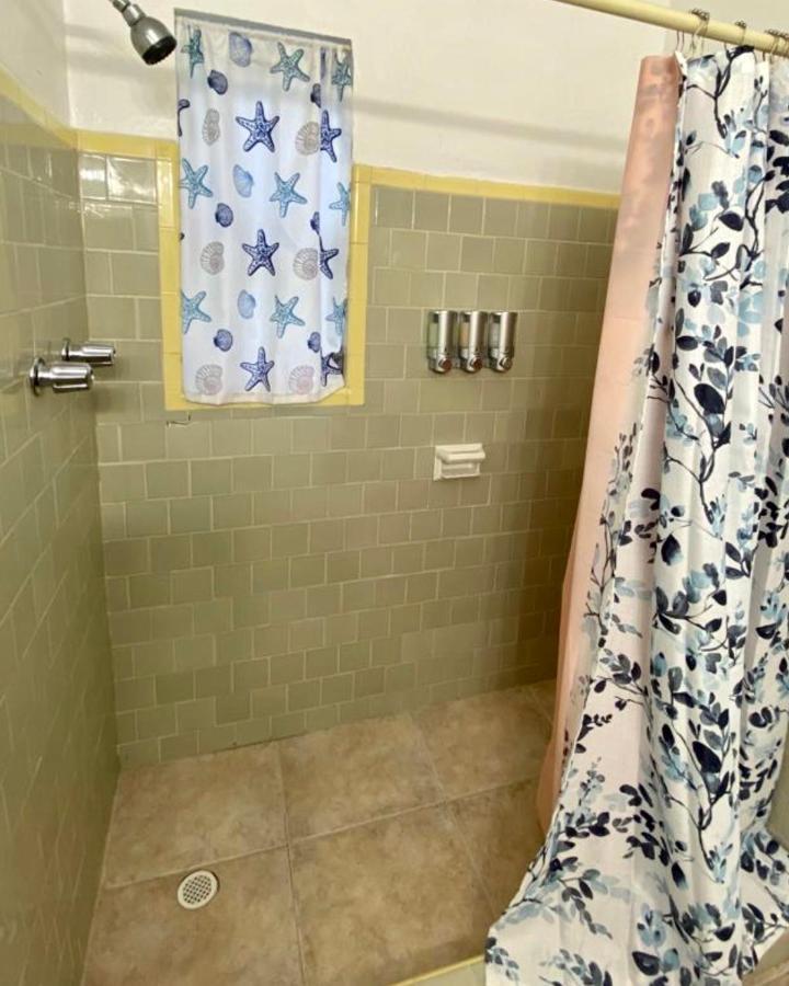 Hallandale Beach Motel With Free Parking And Full Kitchen ! No Extra Fees! Accepting Cash! Exteriér fotografie